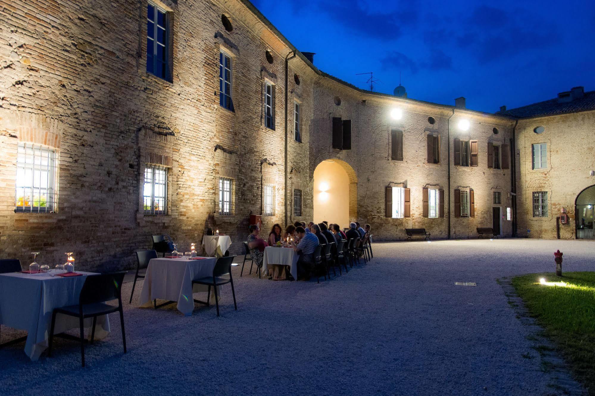 Locanda Abbazia Di Valserena - Csac Parma Dış mekan fotoğraf